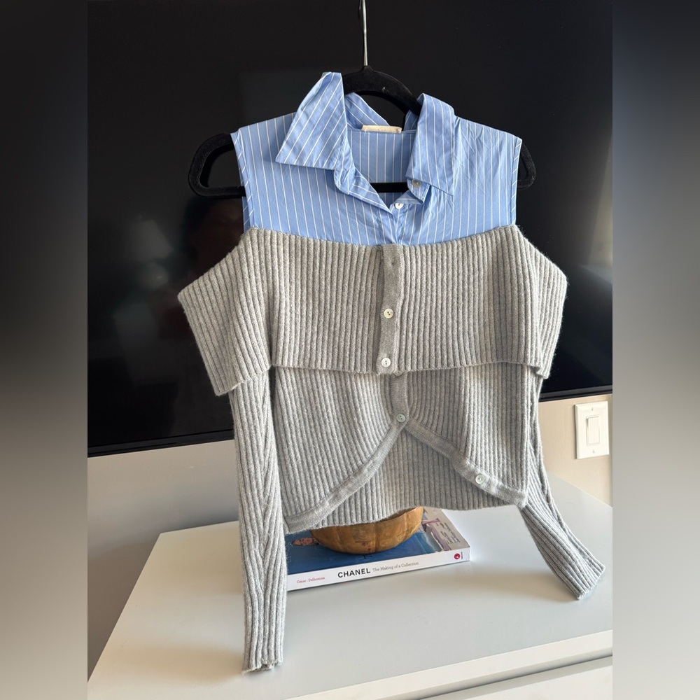 Gray Ribbed Layered Sweater - Picture 2 of 2
